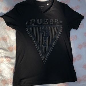Guess Brand Men’s size Small tshirt